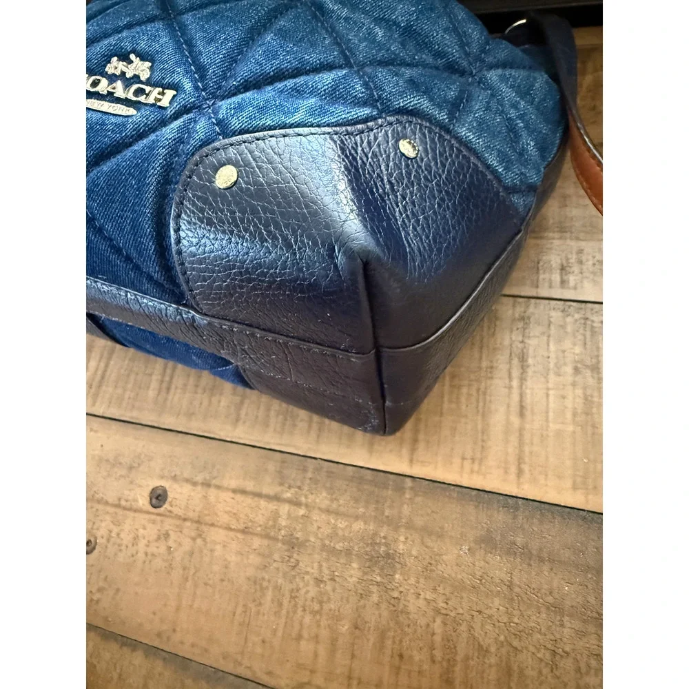 Coach Bucket Bag Womens Small Blue Quilted Denim Leather Drawstring Crossbody